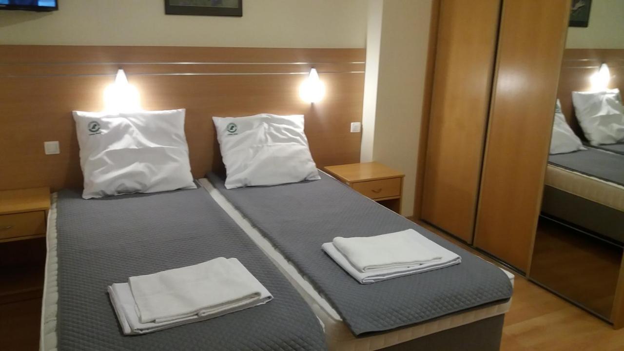 Lesny Dwor Apart otel Mielno  Dış mekan fotoğraf